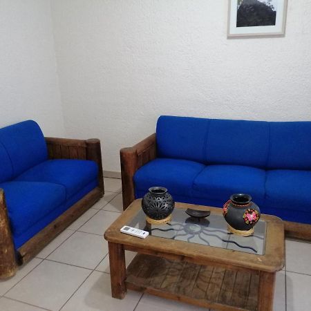 Departamento La Crucecita, Con Aire Acondicionado, Excelente Ubicacion, En Segunda Planta Apartment Santa Cruz Huatulco Exterior foto