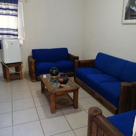 Departamento La Crucecita, Con Aire Acondicionado, Excelente Ubicacion, En Segunda Planta Apartment Santa Cruz Huatulco Exterior foto