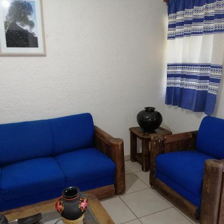 Departamento La Crucecita, Con Aire Acondicionado, Excelente Ubicacion, En Segunda Planta Apartment Santa Cruz Huatulco Exterior foto
