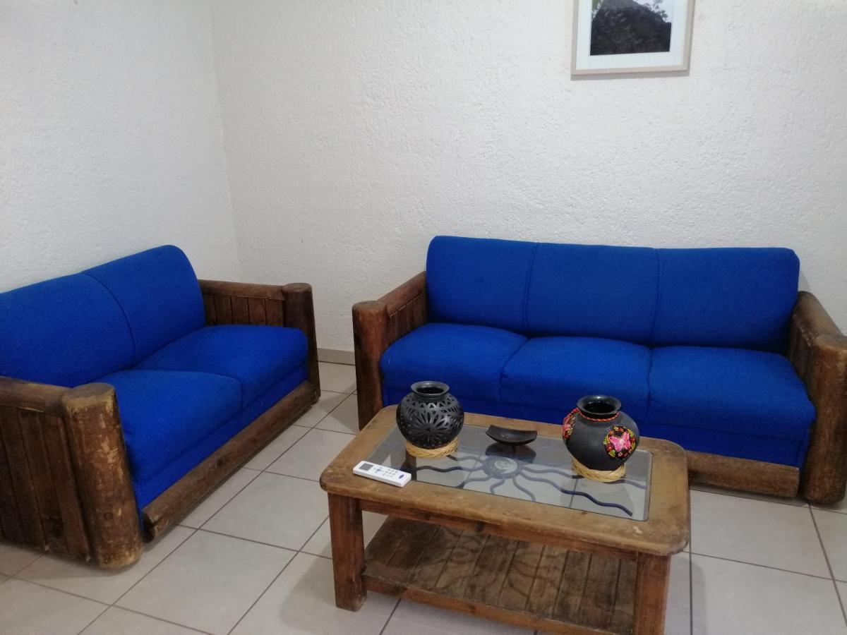 Departamento La Crucecita, Con Aire Acondicionado, Excelente Ubicacion, En Segunda Planta Apartment Santa Cruz Huatulco Exterior foto