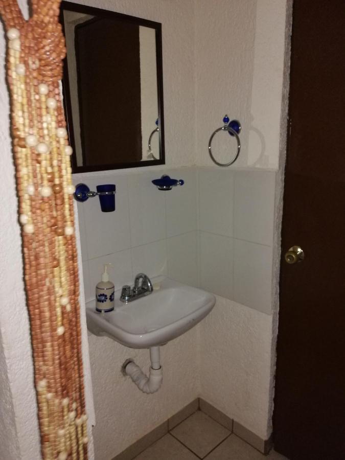 Departamento La Crucecita, Con Aire Acondicionado, Excelente Ubicacion, En Segunda Planta Apartment Santa Cruz Huatulco Exterior foto